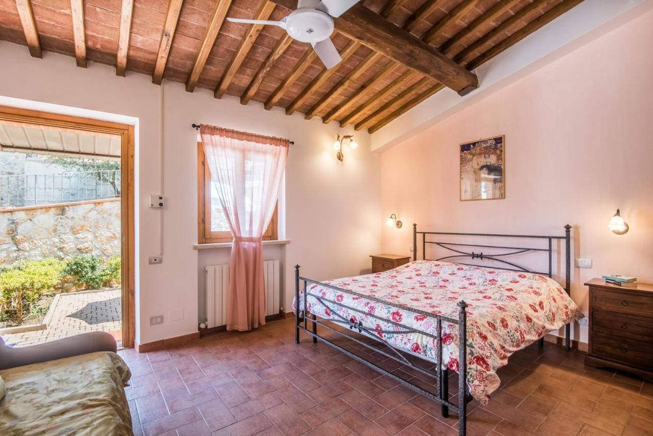 Agriturismo Amina, Winery & Hiking Vagliagli エクステリア 写真