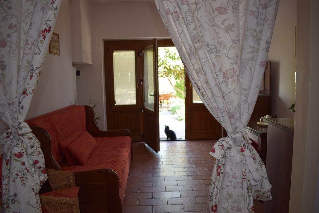 Agriturismo Amina, Winery & Hiking Vagliagli エクステリア 写真